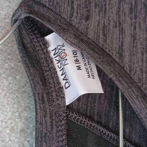 Woman's top 363 - Picture 2 of 3